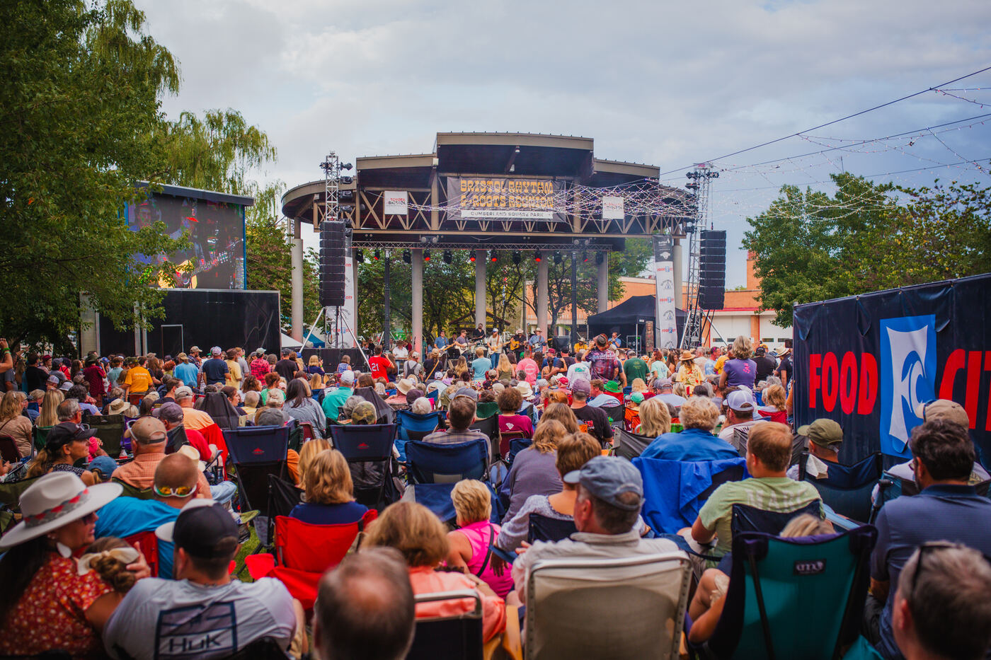 49 Winchester performing for a crowd at Bristol Rhythm and Roots Reunion